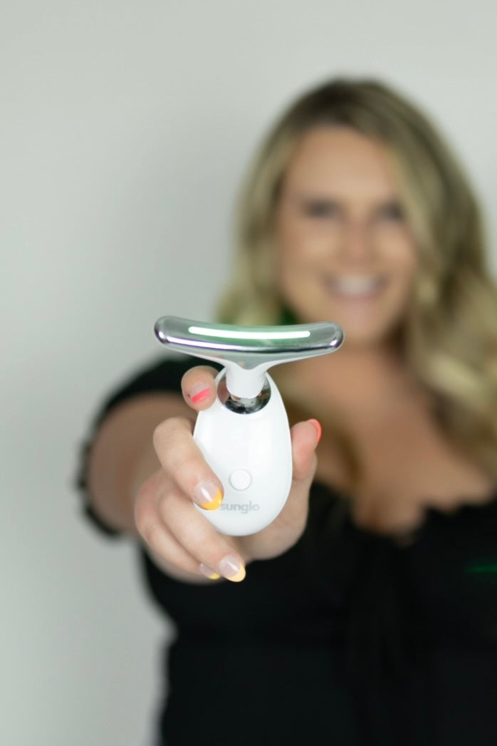 Sunglo | Derma Glo Lift Pro